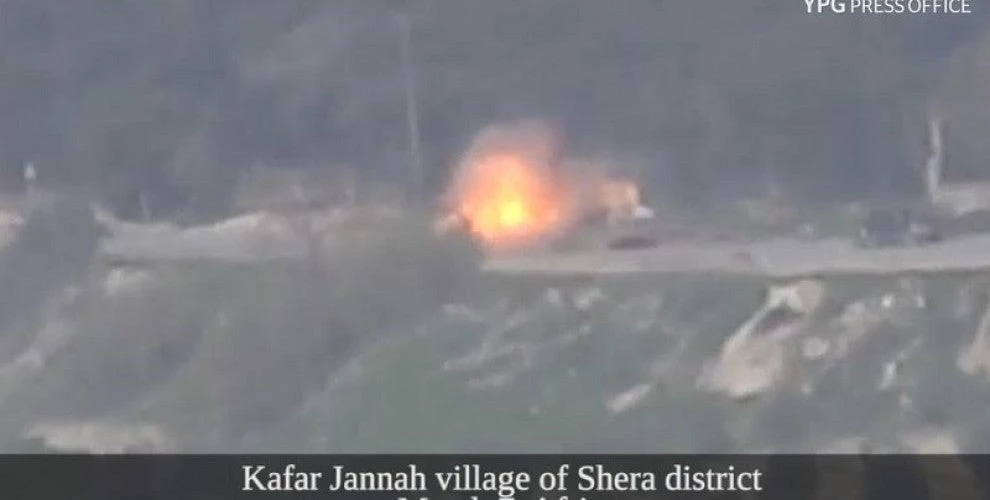 Κούρδοι μαχητές ανατινάζουν τζίπ του Τουρκικού Στρατού στο Αφρίν – Δεν ξέρουν από που τους έρχονται (βίντεο)